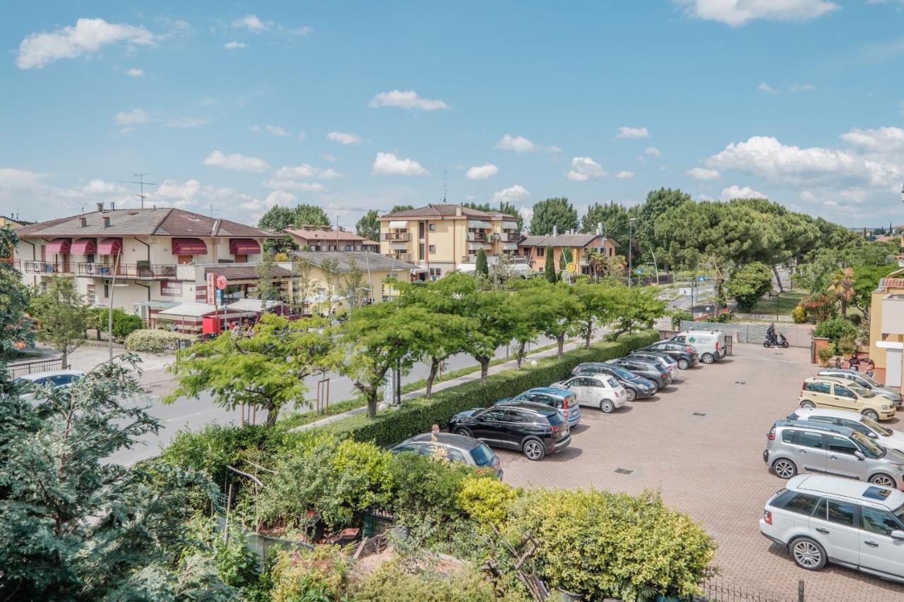Casa Lugana 15 - Monolocale Con Piscina Fronte Lago Sirmione Exterior foto